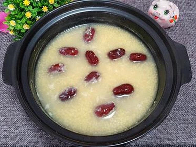 【砂锅小米粥】步骤4