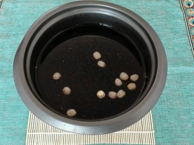 【莲子银耳黑米粥】步骤3