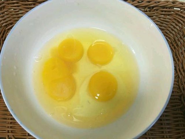 【蚝汁淋蒸鸡蛋】步骤3