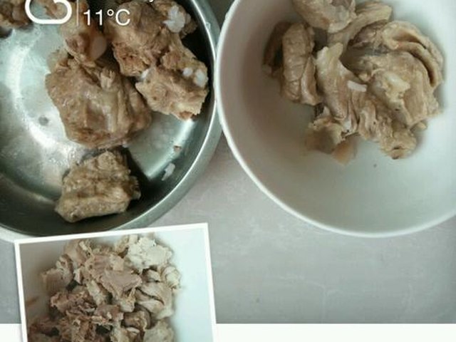 【宝宝食品 排骨板栗粥】步骤3
