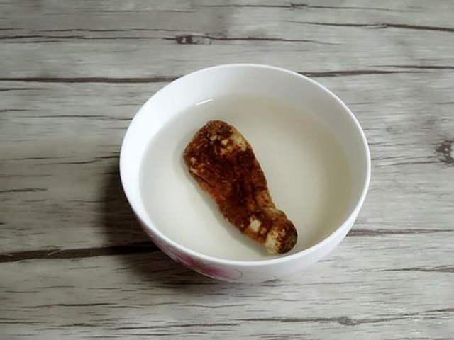 【天麻乳鸽汤】步骤1
