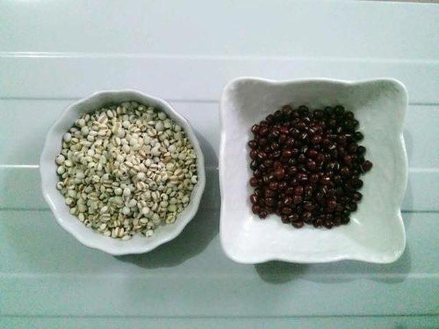 【红豆薏米粥】步骤1