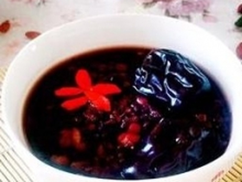 红豆黑米美颜粥