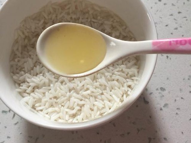 【潮汕虾蟹砂锅粥（潮汕砂锅粥）】步骤1