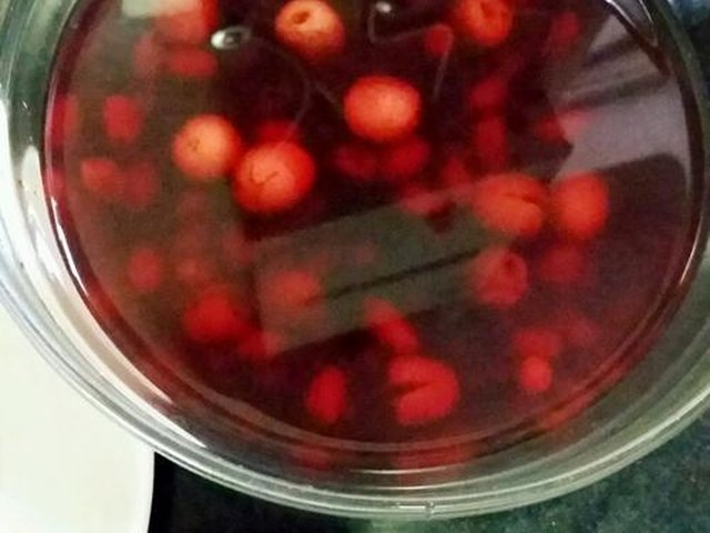 【红豆花生黑米粥】步骤2