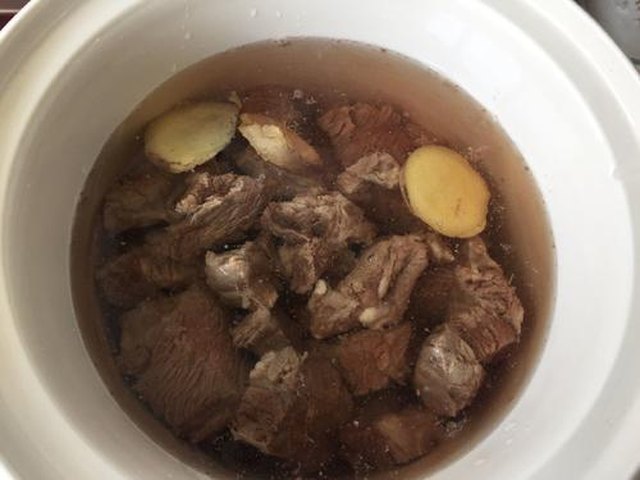 【西红柿土豆牛肉汤】步骤3