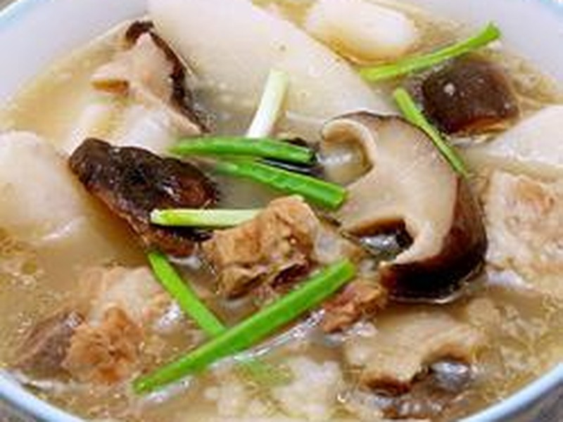 山药香菇排骨汤