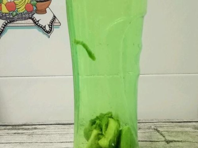 【蜂蜜牛油果奶昔】步骤4