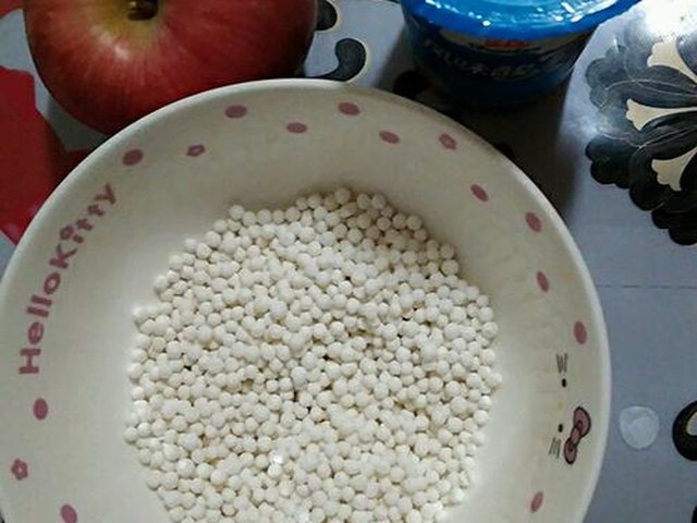 【酸奶苹果西米露】步骤1