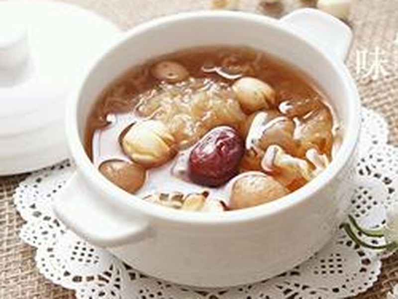 桂园莲子银耳糖水