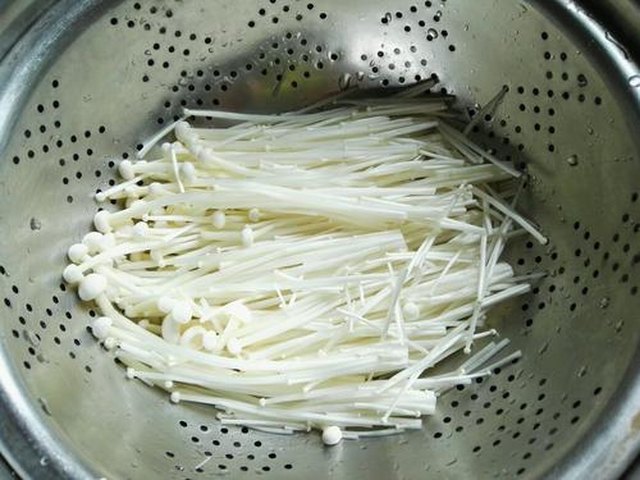 【豆腐金针菇汤】步骤3