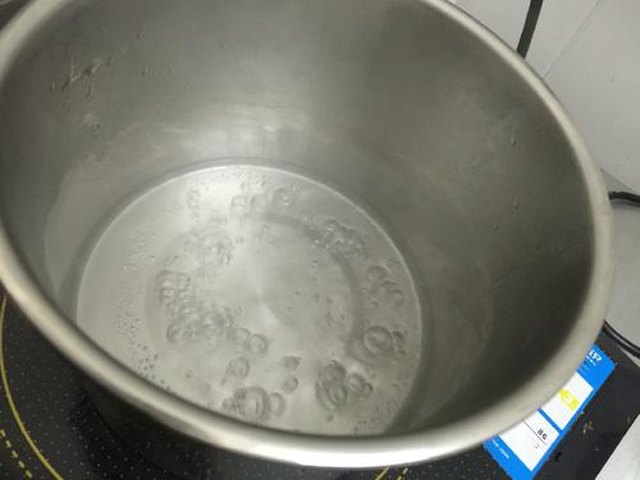 【香蕉乳酪慕斯】步骤3