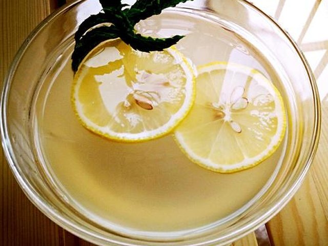 【薏米柠檬水】步骤2