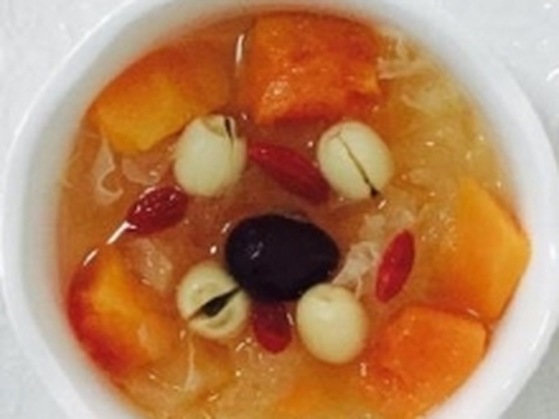 木瓜银耳红枣汤