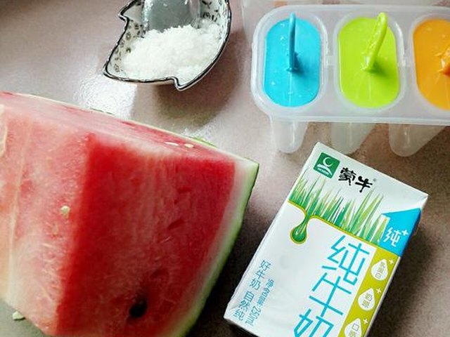 【西瓜棒棒冰】步骤1